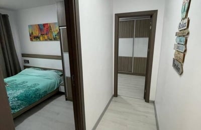 Alquiler de un espacioso apartamento de 3 habitaciones, 75 m², Tomis Nord, Constanza, Rumanía